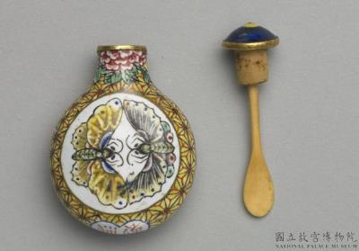 图片[3]-Copper-body painted enamel snuff bottle with a dual-butterfly design, Kangxi reign (1662-1722), Qing dynasty-China Archive